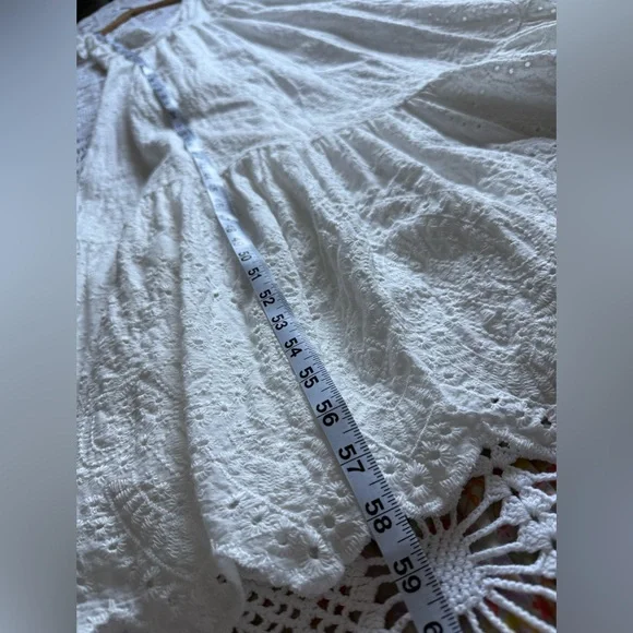 Giffniseti Elegant White Eyelit Lace Maxi Dress size Large🤍 - Picture 12 of 15